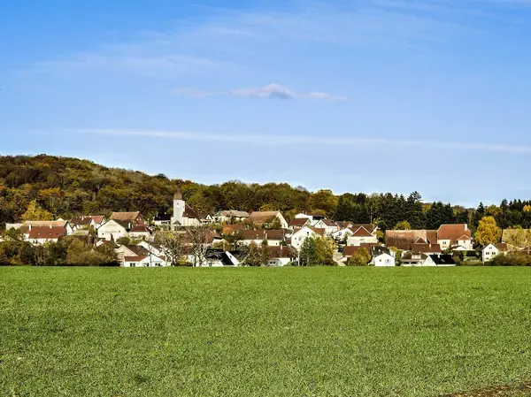 Monte Escalier Habitat Monte escalier Gennes